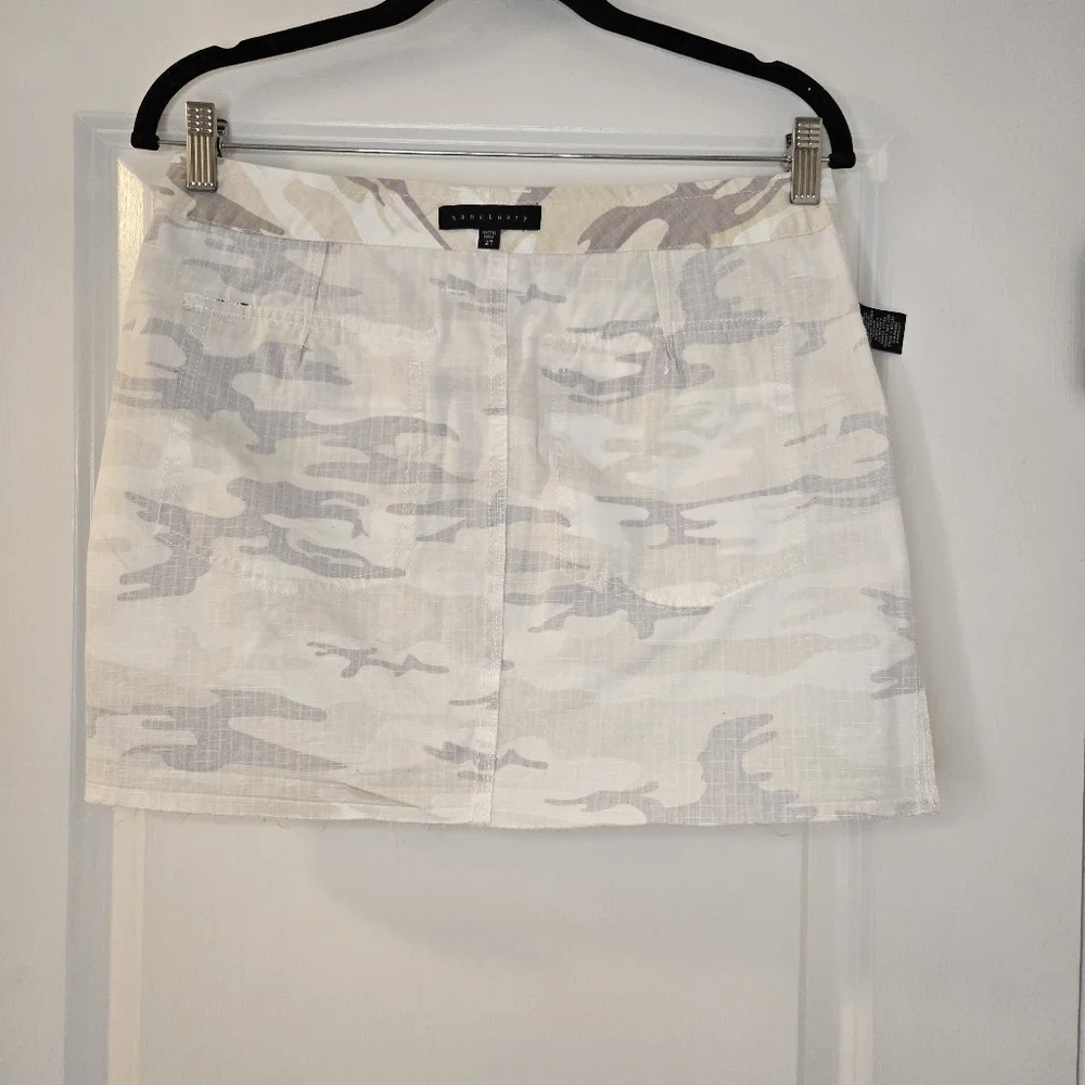 SANCTUARY White and Gray Camouflage Mini Skirt 100% Cotton Size 27
